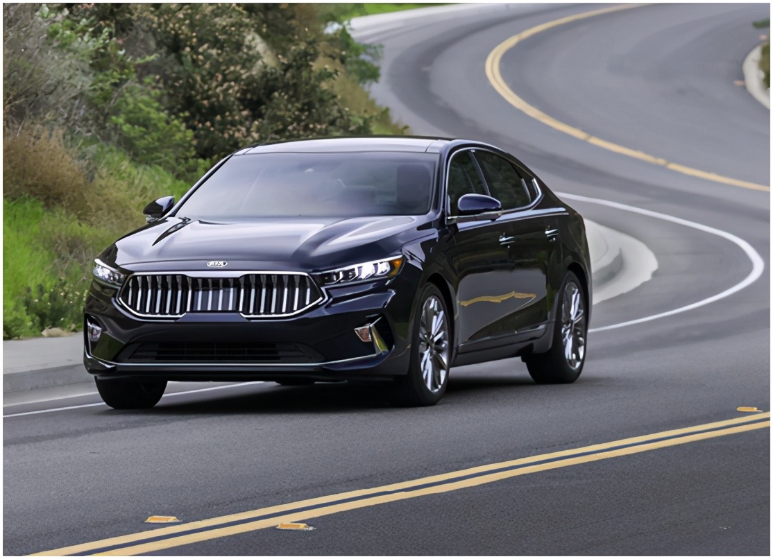 起亚凯尊还记得吗?更名k7将3月发布,韩系新颜值担当