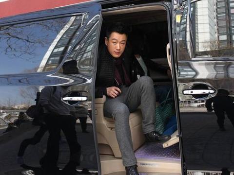 的妻子关悦,在娱乐圈里都是非常出名的模范夫妻,佟大为在娱乐圈中的发