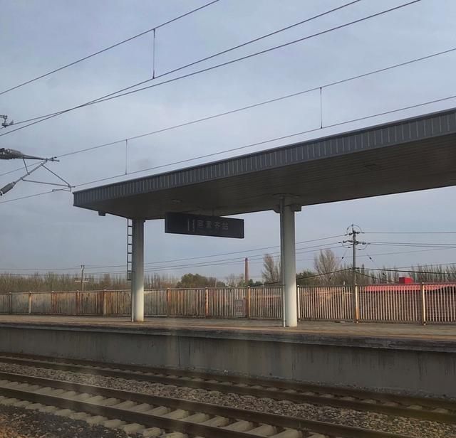 呼和浩特这一旗的火车站竟有百年的历史,你来过这里吗?