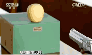 10岁男孩往井盖里扔鞭炮，瞬间爆炸，炸飞5米外……休闲区蓝鸢梦想 - Www.slyday.coM