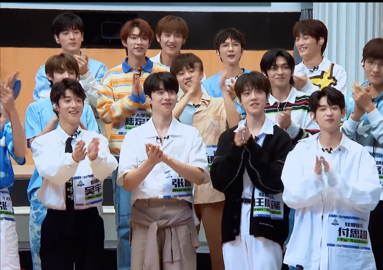 创4开播登58个热搜被嘲舍得花钱选手颜值能力皆成问题