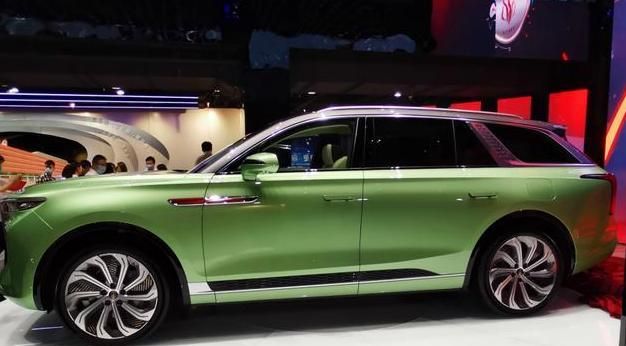 配置多项领先技术的红旗e-hs9来了,4.9s破百-新浪汽车