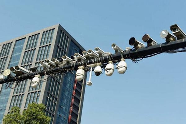 违章常客的总结这几种摄像头各司其职停车开车玩手机也拍