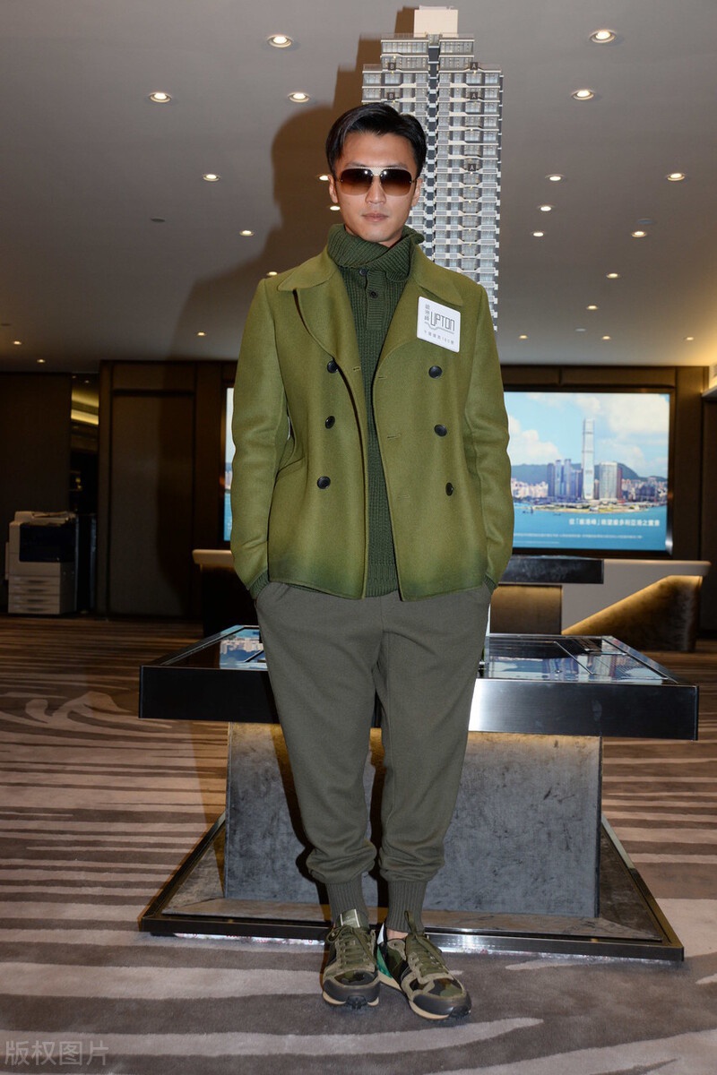 谢霆锋,你的外套,颜值下降了