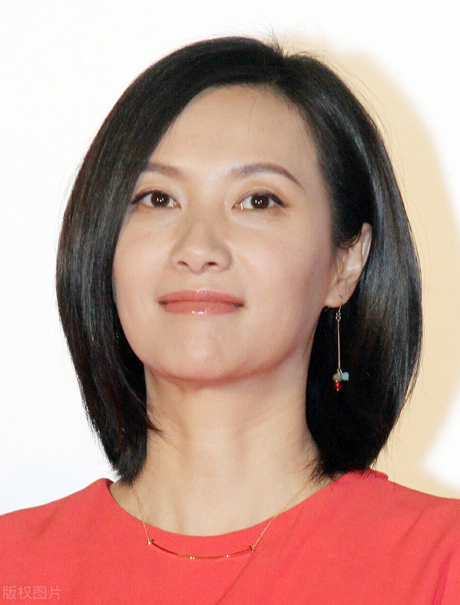 徐静蕾如今年过40岁了喜欢这种精致的美