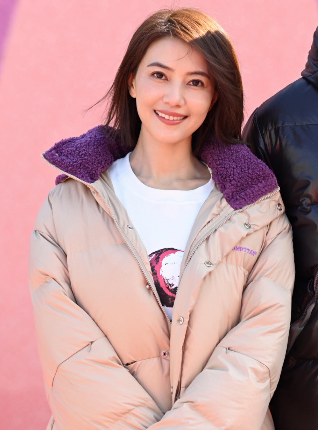 《完美伴侣》官宣阵容,高圆圆挑战律师,能否重回人气巅峰