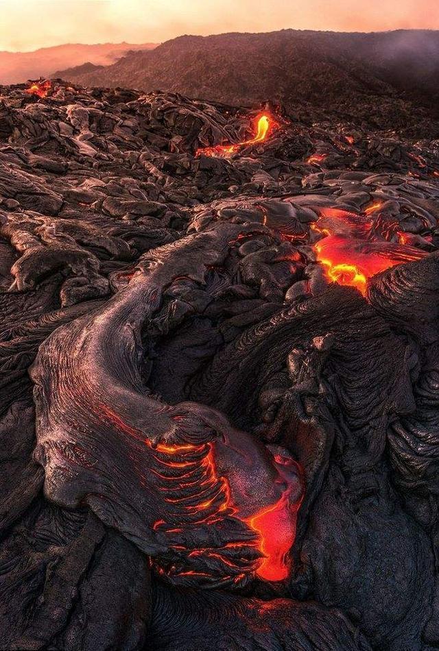 研究称:4万年前地球磁场翻转改变了人类进化,灾难可能再次发生休闲区蓝鸢梦想 - Www.slyday.coM 研究称:4万年前地球磁场翻转改变了人类进化,灾难可能再次发生休闲区蓝鸢梦想 - Www.slyday.coM