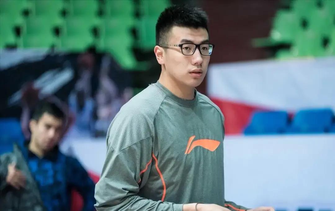 摊牌了邹雨宸加盟北控原因曝光并不为钱和户口还有更重要原因