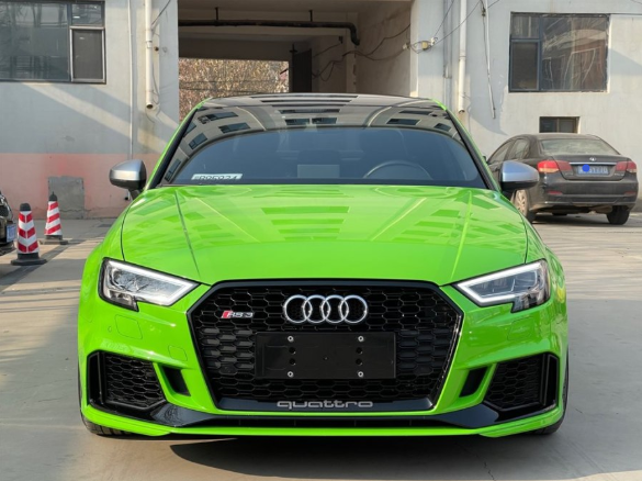 河北小伙花45万元买辆奥迪rs3回家后被当成a3随后晒出发动机