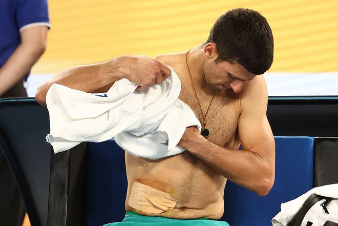 而夺冠之后德约选择公开伤势情况,"是腹部肌肉撕裂,我去做了核磁共振