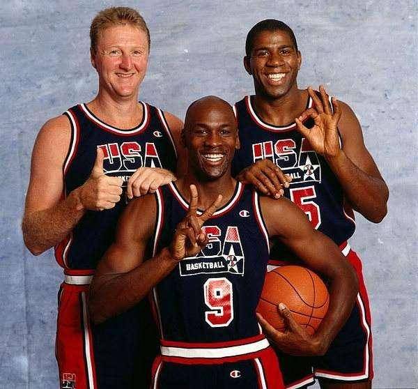 正文       最后梦一队也是有一件趣事,当时伯德由于伤病的原因,大