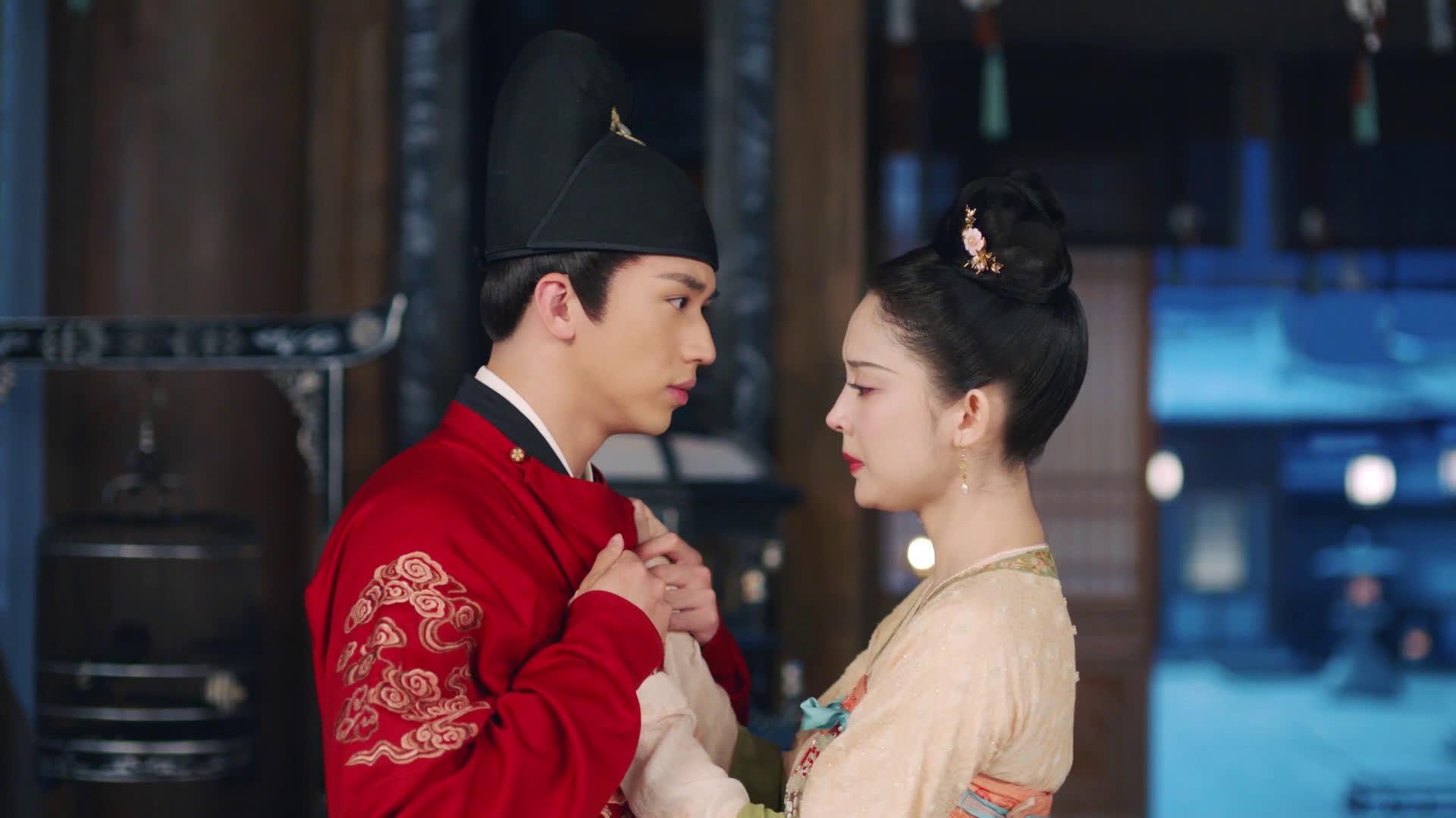 换回女装后的琉璃终于不用再瞻前顾后小心翼翼了!