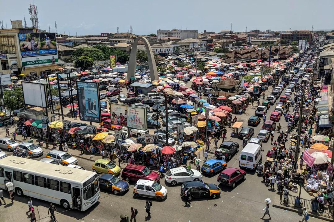 加纳是50辆,都远高于经济发展水平相当的印度(22辆)