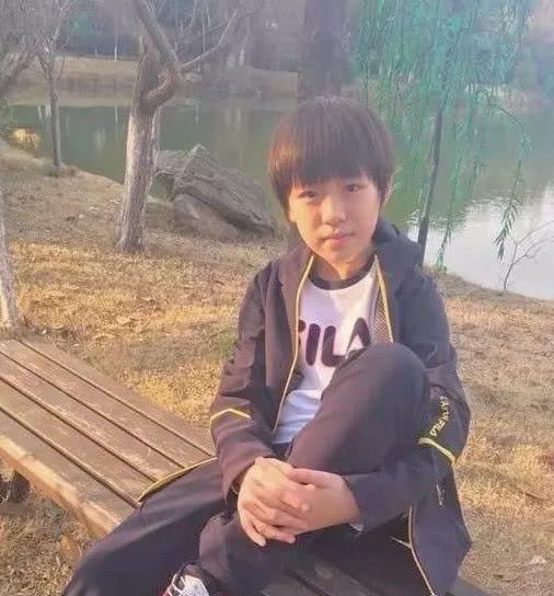 虽然不知道成年之后洪尚恩,会不会再次选择做演员,但曾经他扮演过的