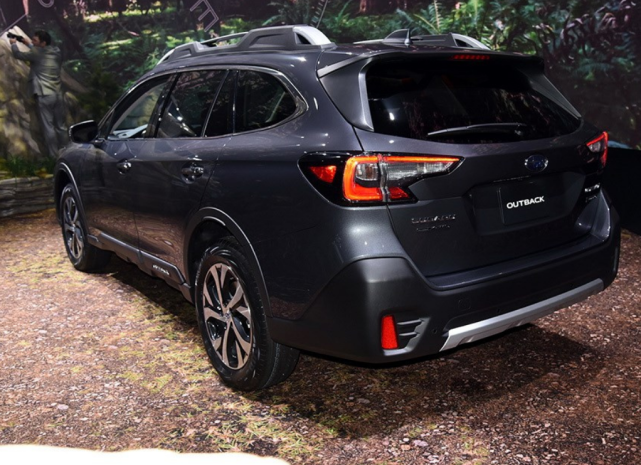 新款"傲虎"将上市2.4t对置引擎 全时四驱 纯进口 聪明人就等它