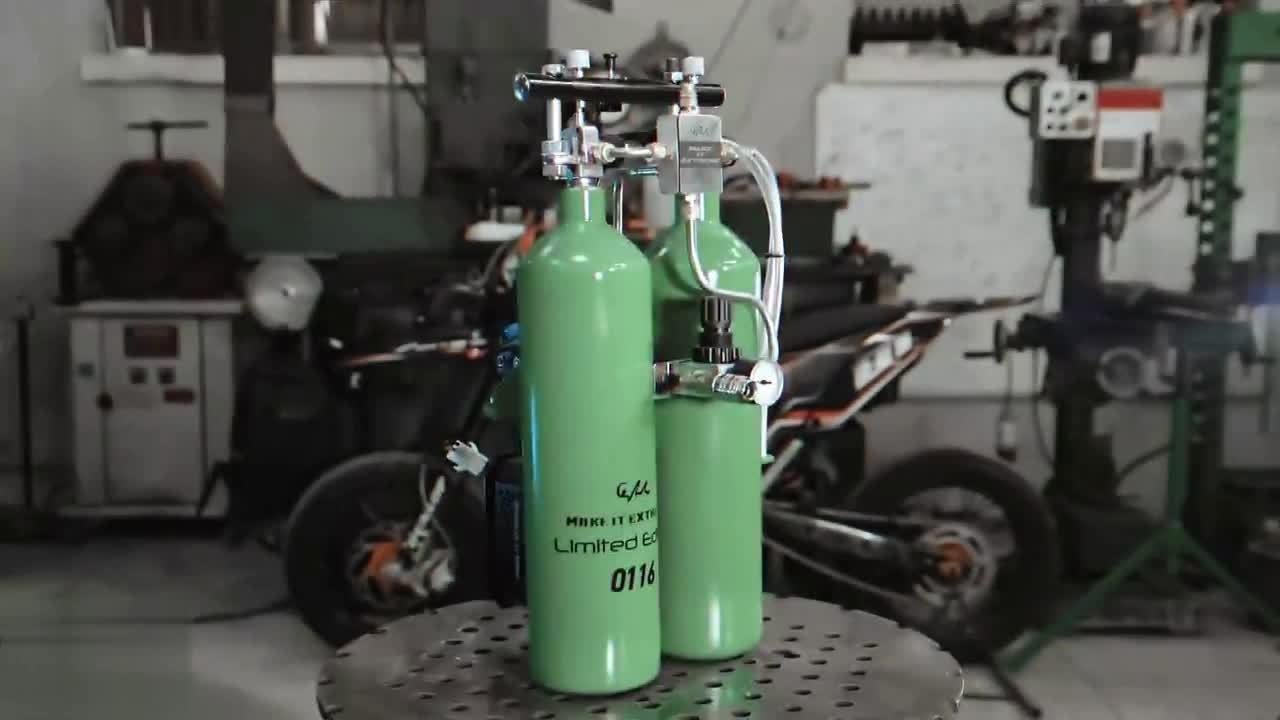 废旧灭火器改装做成便携式空气压缩机