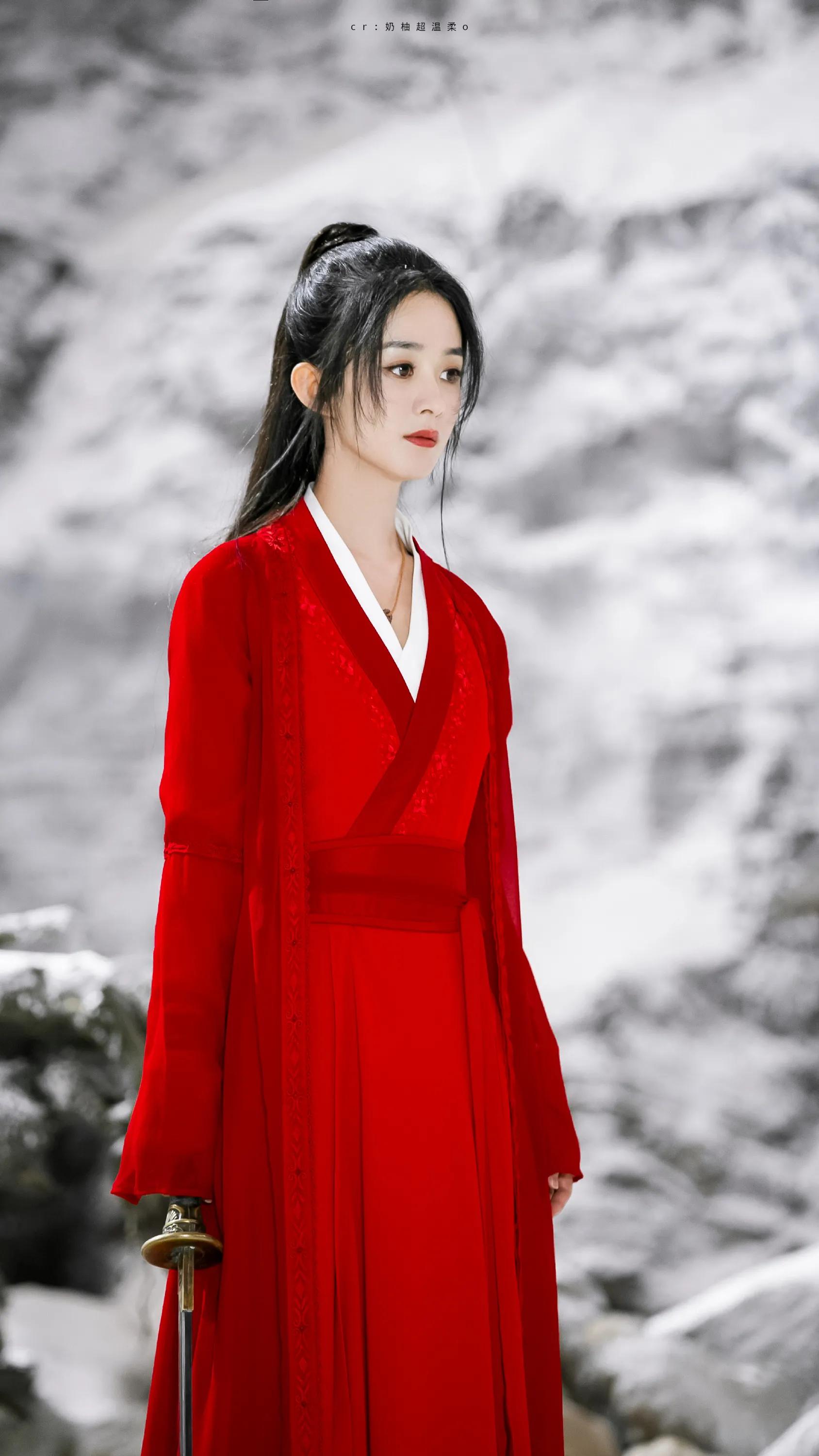 赵丽颖一袭红衣一滴泪真的太美了|红衣|太美|赵丽颖_新浪新闻