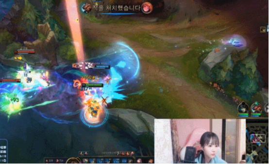 斗鱼中韩女神杯塔莉娅蛇女伪五杀制霸全场颜值更胜技术