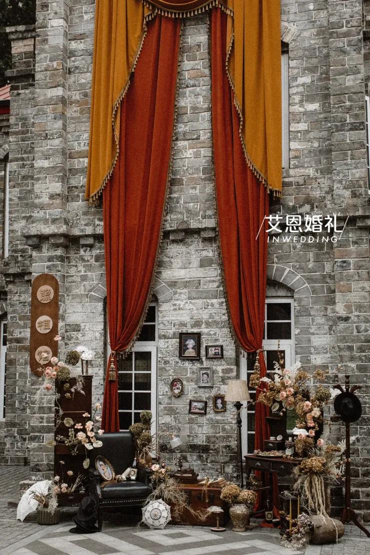 高贵与慵懒气质并存的绮丽民国风婚礼,跟随新人来一场穿越之旅吧