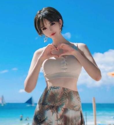 "游戏陪玩"咬米素颜照首曝光?看她离开美颜的模样:脸圆了一圈