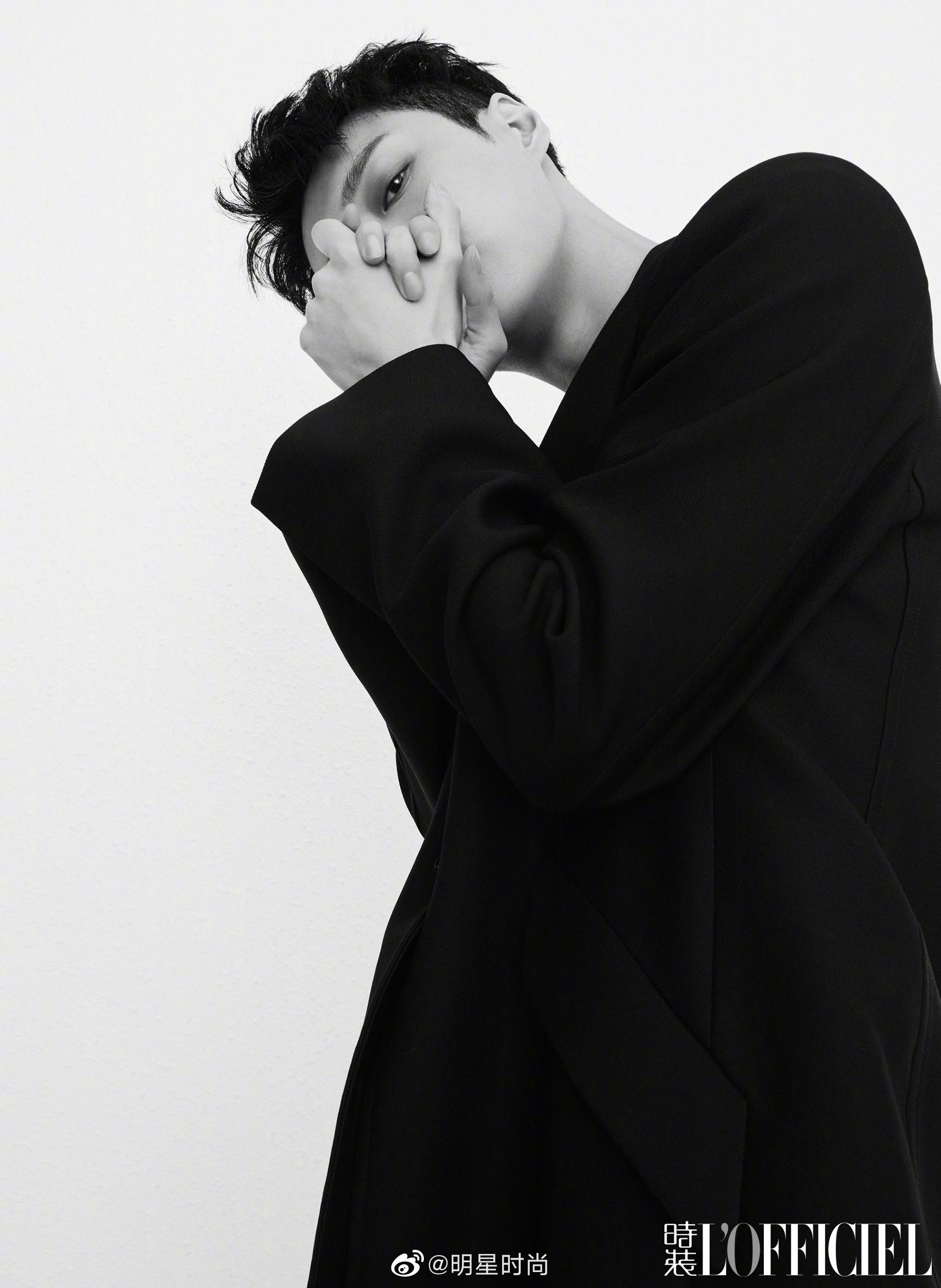 张艺兴登上时装lofficiel三月刊封面大片