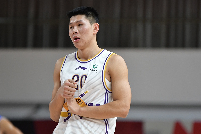 潜力新星现身野球场,有望回归家乡球队|李瑞|北控|男篮_新浪新闻