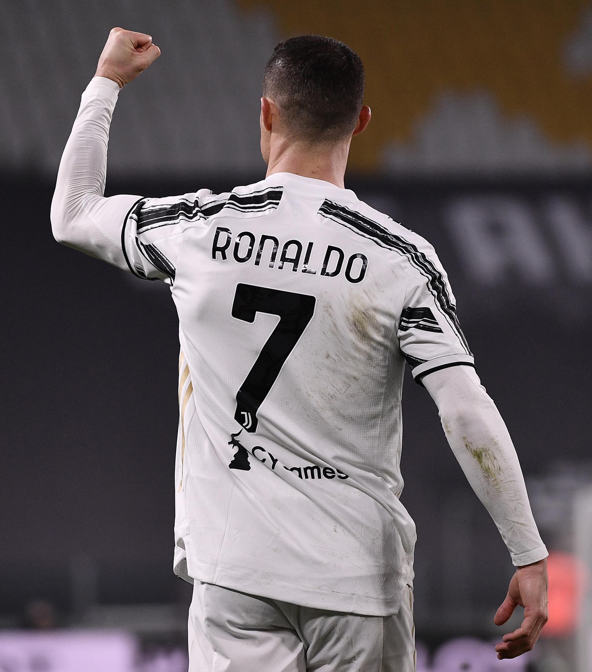 意甲|c罗双响 尤文轻取克罗托内