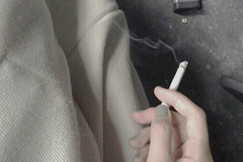 女生颓废的网名很消极很沮丧快点坚强起来吧