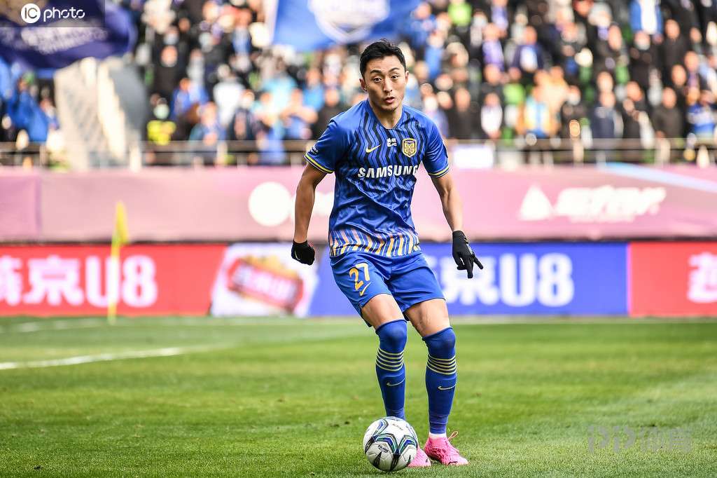 前苏宁球员杨博宇现身海口有望自由身加盟武汉队