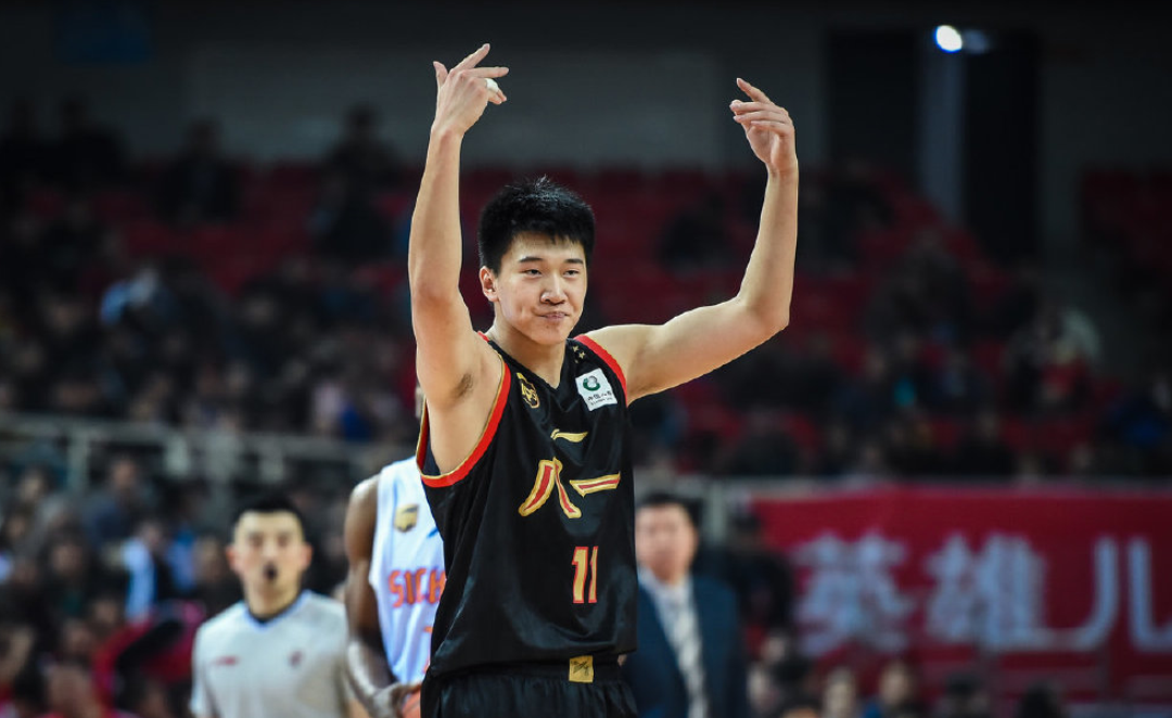 cba自由球员最新名单!邹雨宸上榜 顶撞王治郅之人加入