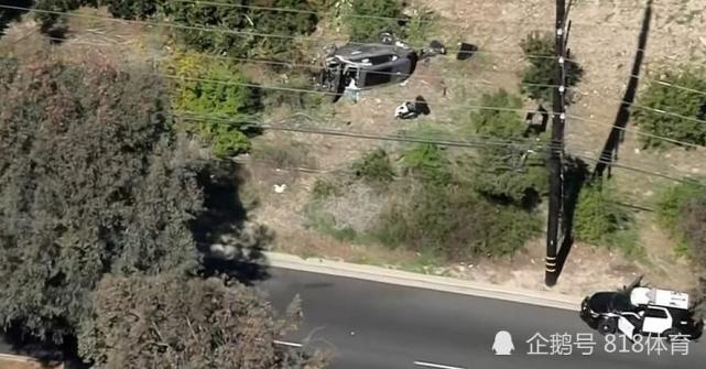 老虎伍兹遭遇严重车祸!清晨超速行驶撞树翻车,多处骨折无生命危险休闲区蓝鸢梦想 - Www.slyday.coM 老虎伍兹遭遇严重车祸!清晨超速行驶撞树翻车,多处骨折无生命危险休闲区蓝鸢梦想 - Www.slyday.coM