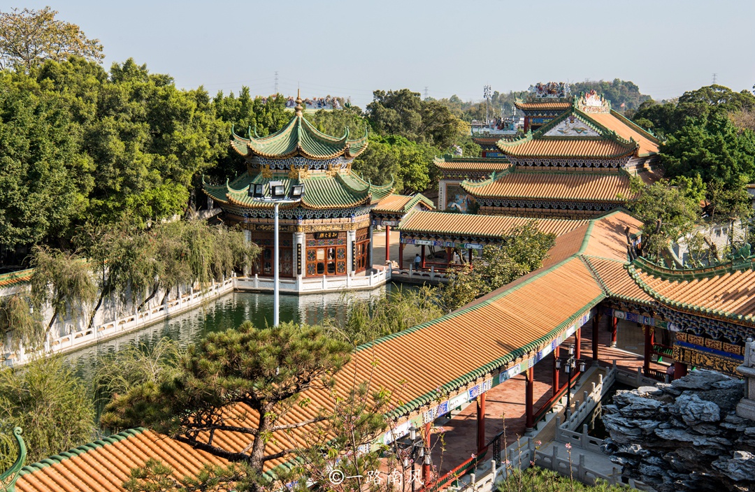 广州南粤苑的文化价值不输苏州园林雕刻绘画精致