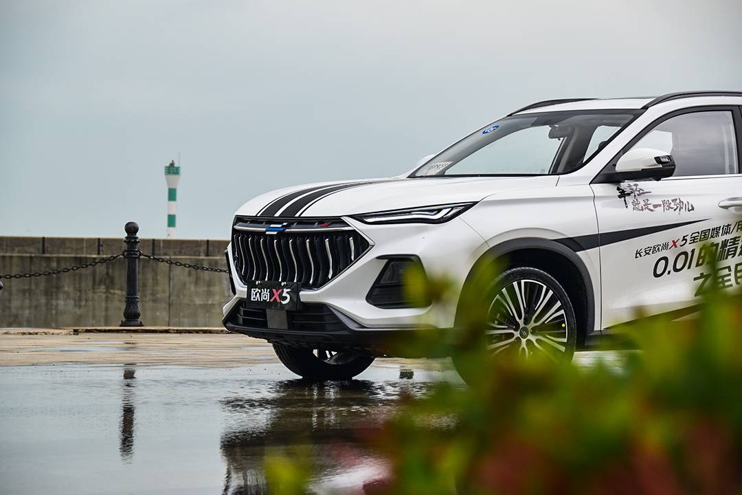 长安欧尚刚开年就放大招,总价值21亿元 现在买欧尚x5/x7更值!