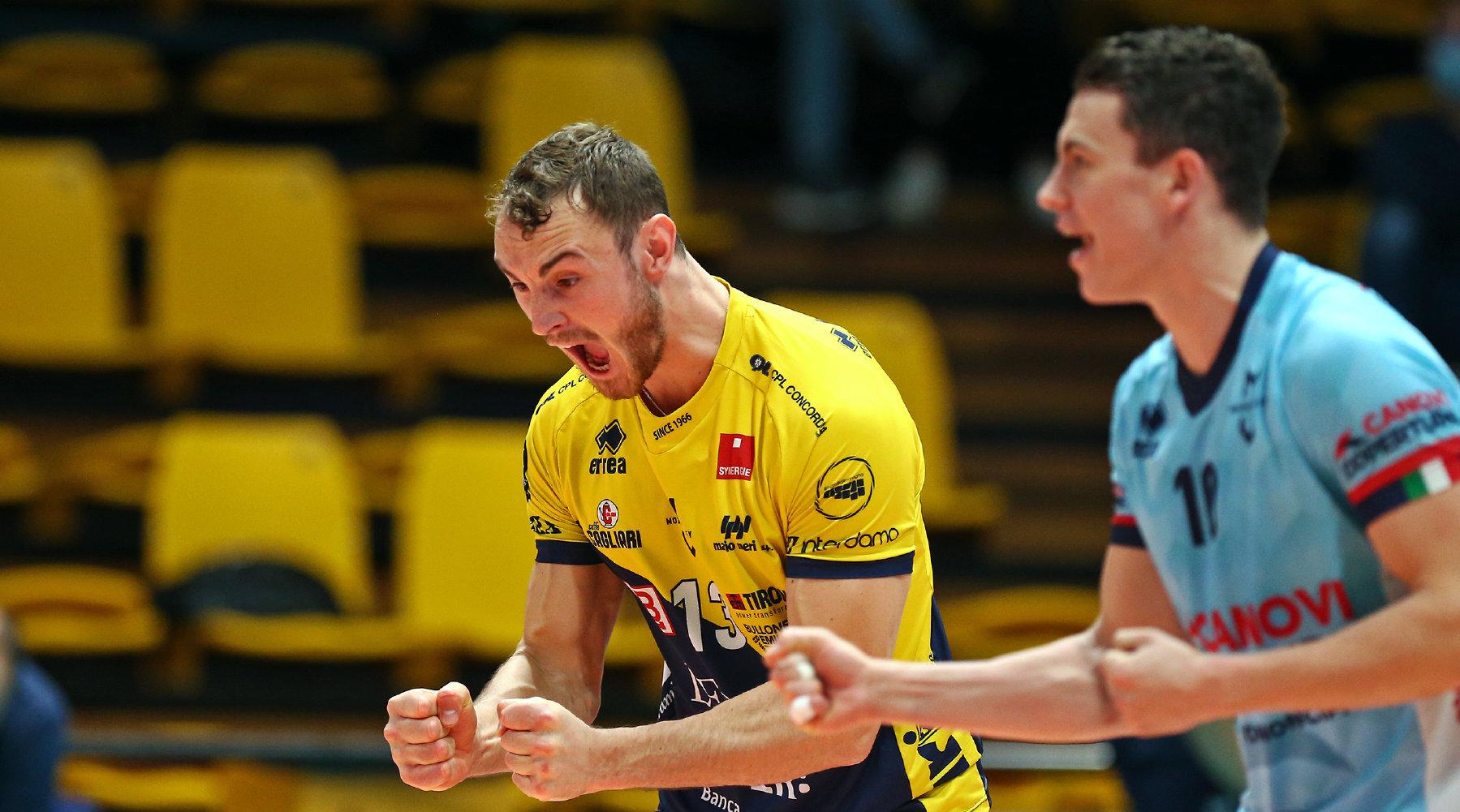 2021男排欧冠 1/4决赛首回合:摩德纳3-0佩鲁贾