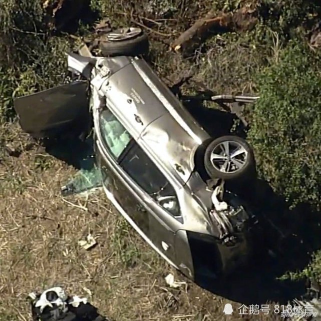 老虎伍兹遭遇严重车祸!清晨超速行驶撞树翻车,多处骨折无生命危险休闲区蓝鸢梦想 - Www.slyday.coM 老虎伍兹遭遇严重车祸!清晨超速行驶撞树翻车,多处骨折无生命危险休闲区蓝鸢梦想 - Www.slyday.coM