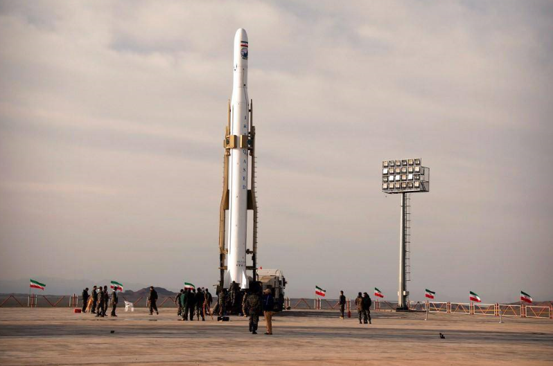图为伊朗运载火箭