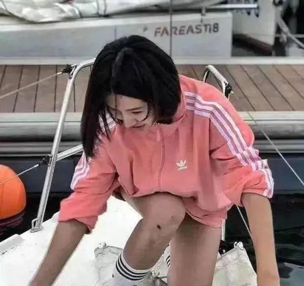 浙江26岁美女车手惨死高速最后1秒视频曝光她错失了活命的机会