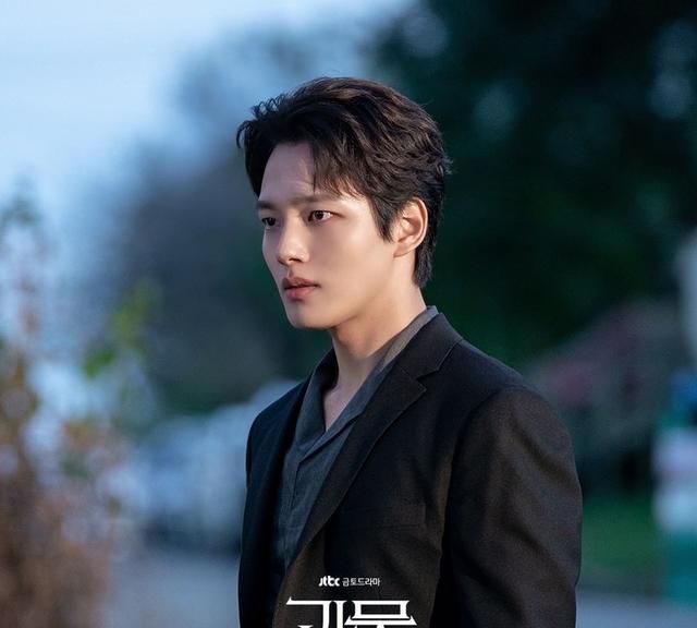 吕珍九入行十五年搭档申河均演怪物金高银前男友演技优