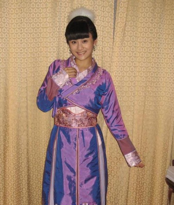 刘芸戏龄20年却被质疑用眼药水,她霸气回怼,不愧是浪姐出来的!