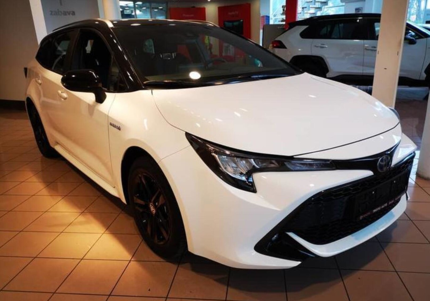 卡罗拉旅行版实拍曝光 国内大概率无缘-新浪汽车