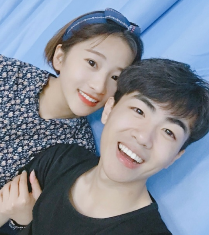 前女友晒魏宏宇亲密合影喊话其退赛青你3这届塌房速度太快了