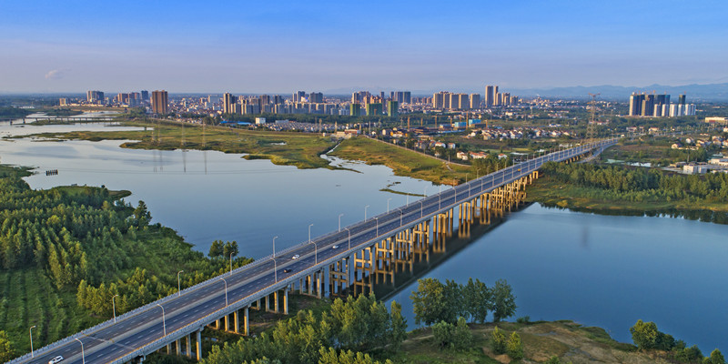 新洲发出牛年新春"动员令":建设"四区一高地"打造长江新区副城