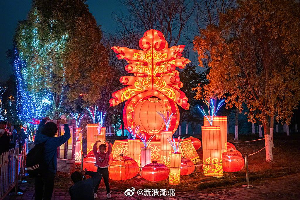2022武汉灯展元宵节图片