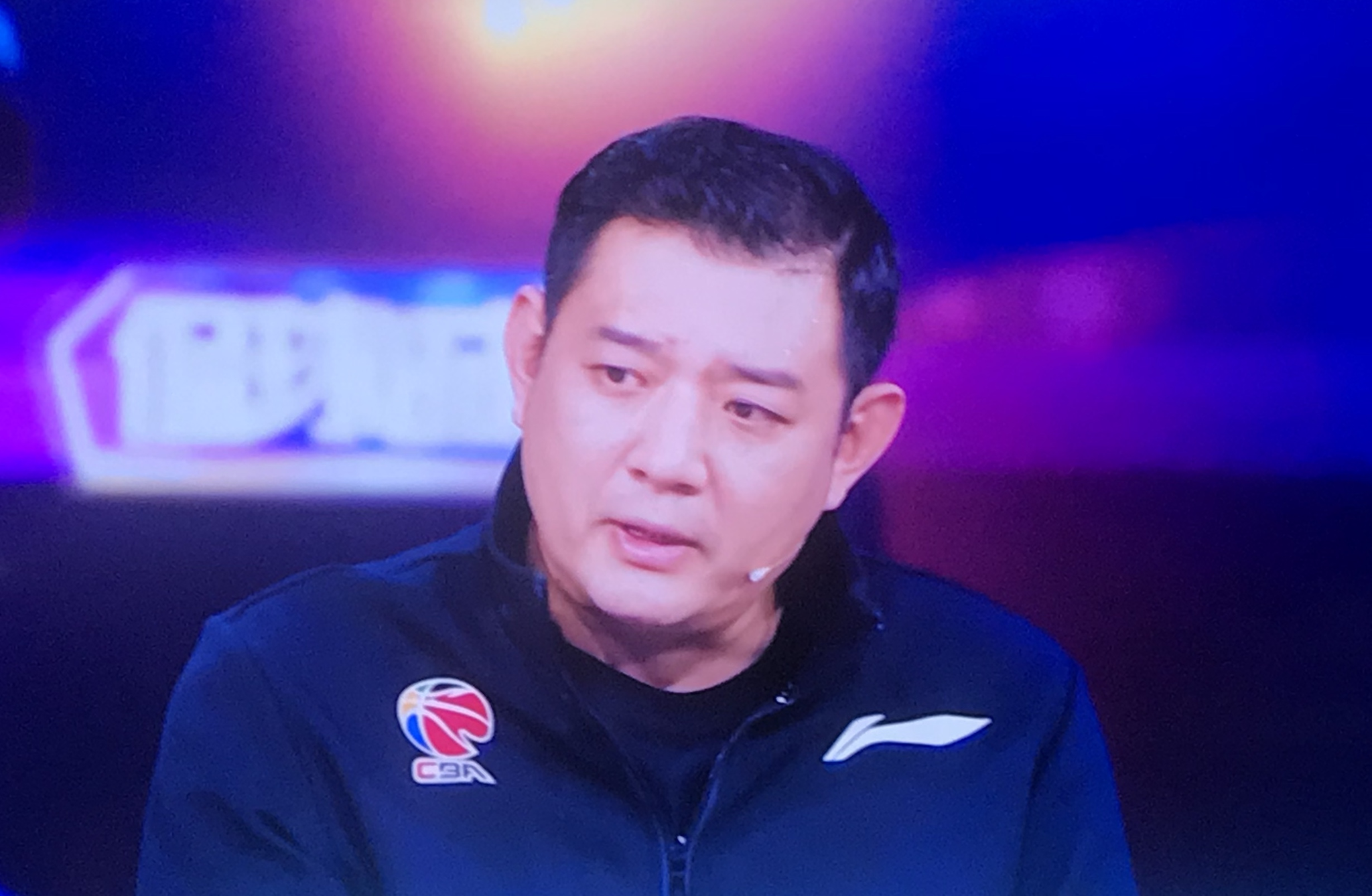 巩晓彬我们通过媒体了解丁彦雨航希望他摆正心态尽快归队