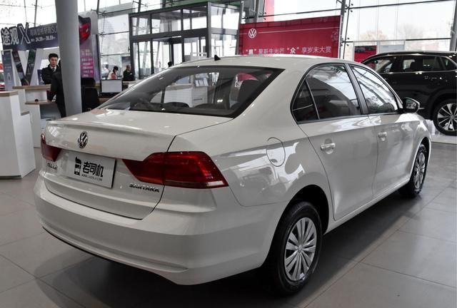 经典的造型15l手动挡油耗低配件便宜实拍桑塔纳