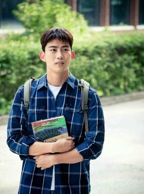 tvn再创收视新高宋仲基新剧好评如潮女主演技令人备受期待