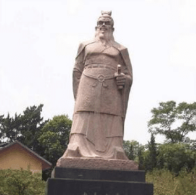 赤壁之战时虽然孙权出力较多,但其战前情况也不比刘备好