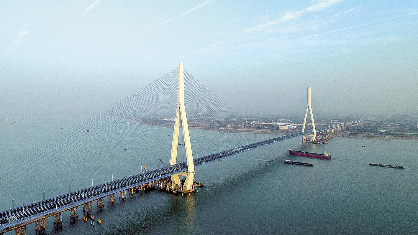 沌口长江大桥. (本报资料图)