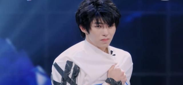 梁森宿舍3个a,原来lisa的"完美"是给他的|刘隽|梁森|青你3_新浪新闻