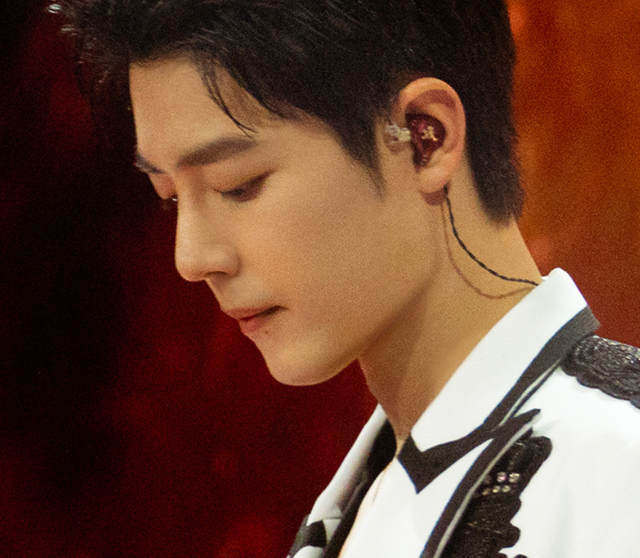 肖战发2000字长文道歉,全文六个重点,他其实是一个烂好人休闲区蓝鸢梦想 - Www.slyday.coM 肖战发2000字长文道歉,全文六个重点,他其实是一个烂好人休闲区蓝鸢梦想 - Www.slyday.coM